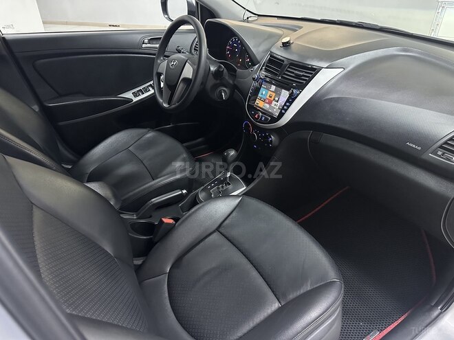 Hyundai Accent 2015, 155,128 km - 1.4 l - Sumqayıt