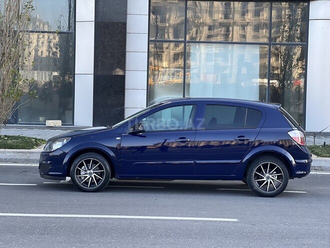 Opel Astra 2005, 157,000 km - 1.4 л - Bakı