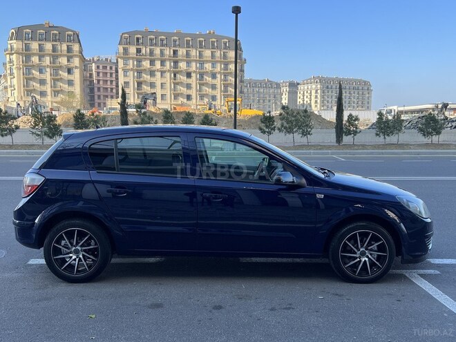 Opel Astra 2005, 157,000 km - 1.4 л - Bakı
