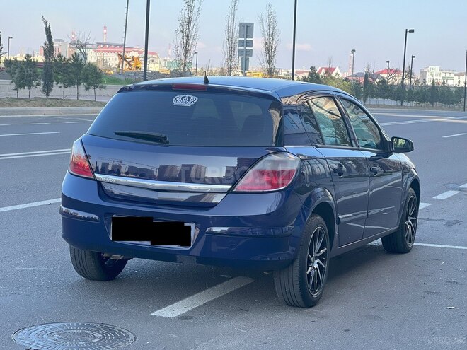 Opel Astra 2005, 157,000 km - 1.4 л - Bakı