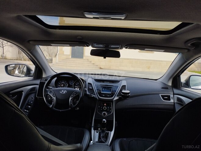 Hyundai Elantra 2015, 188,000 km - 1.8 л - Bakı