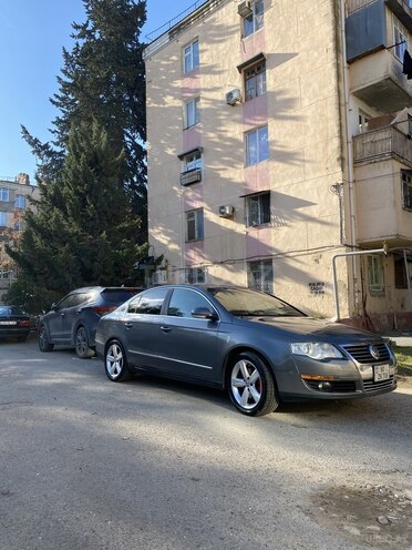 Volkswagen Passat 2008, 238,700 km - 2.0 l - Bakı
