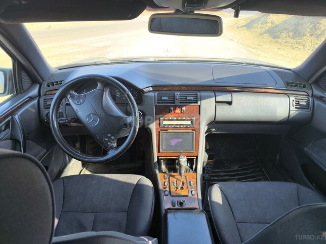 Mercedes E 270 2000, 515,000 km - 2.7 l - Bakı