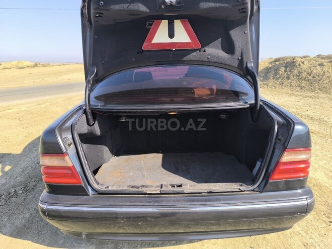 Mercedes E 270 2000, 515,000 km - 2.7 l - Bakı