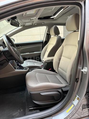 Hyundai Elantra 2017, 53,000 km - 2.0 л - Bakı