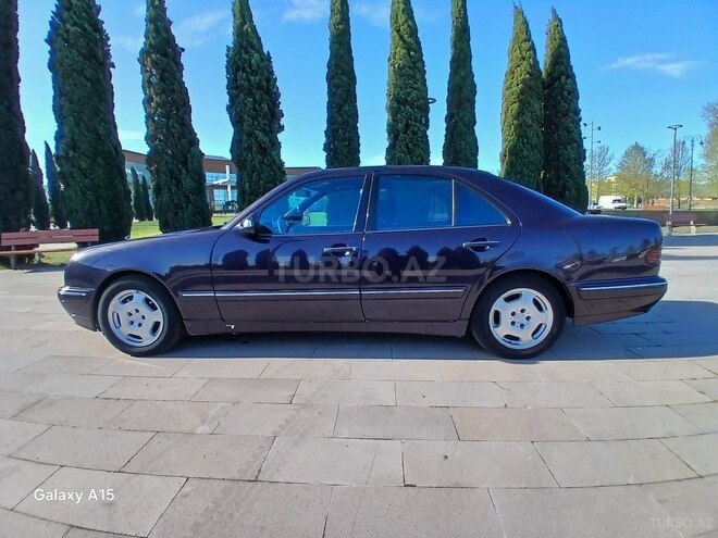 Mercedes E 240 1999, 245,937 km - 2.4 l - Şəmkir