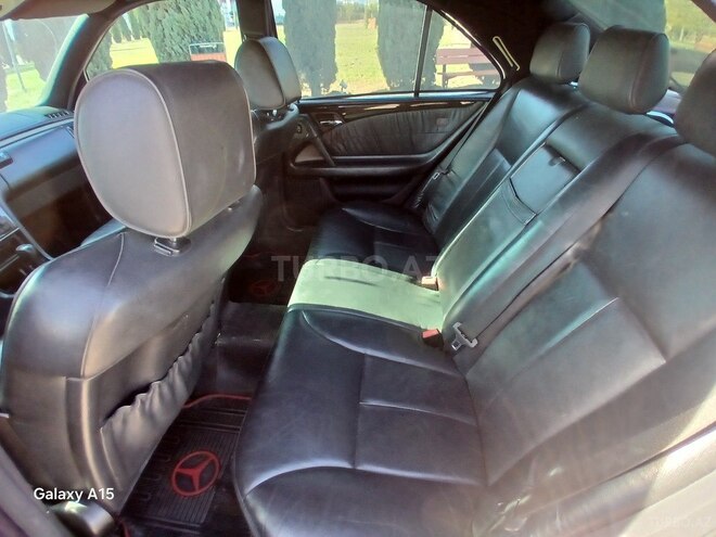 Mercedes E 240 1999, 245,937 km - 2.4 l - Şəmkir