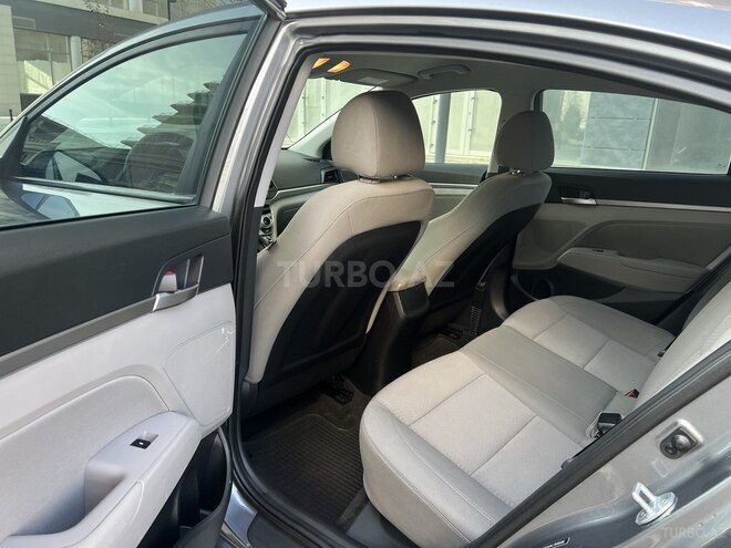 Hyundai Elantra 2018, 156,106 km - 2.0 l - Bakı