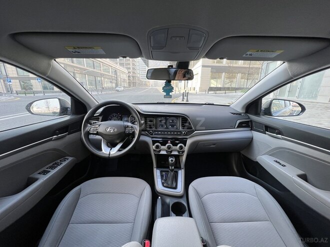 Hyundai Elantra 2018, 156,106 km - 2.0 l - Bakı