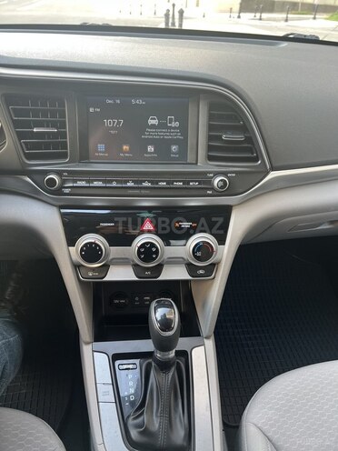Hyundai Elantra 2018, 156,106 km - 2.0 l - Bakı