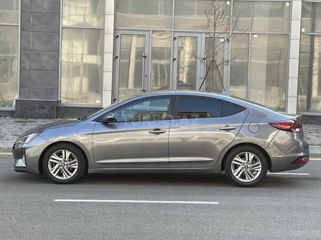 Hyundai Elantra 2018, 156,106 km - 2.0 l - Bakı