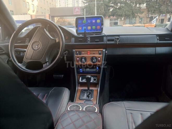 Mercedes E 200 1993, 456,000 km - 2.0 l - Bakı