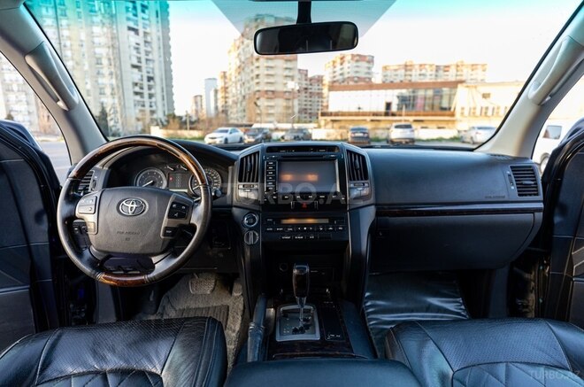 Toyota Land Cruiser 2011, 215,000 km - 4.0 l - Bakı