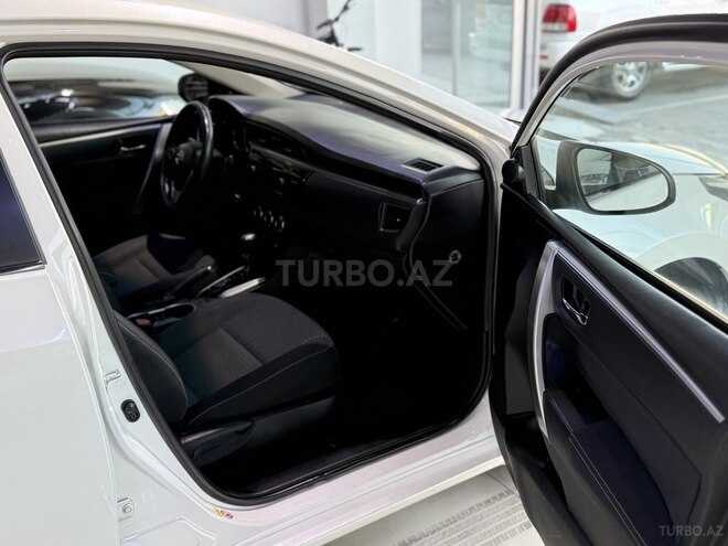 Toyota Corolla 2013, 189,000 km - 1.6 l - Bakı