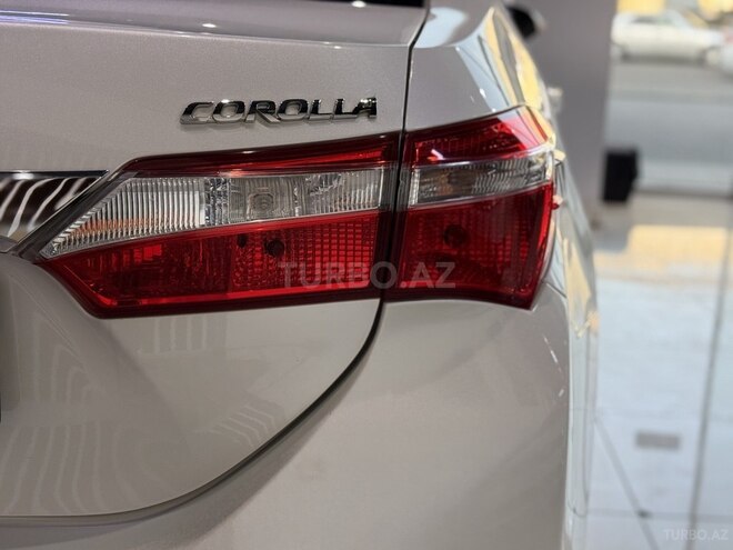 Toyota Corolla 2013, 189,000 km - 1.6 l - Bakı