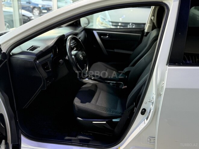 Toyota Corolla 2013, 189,000 km - 1.6 l - Bakı
