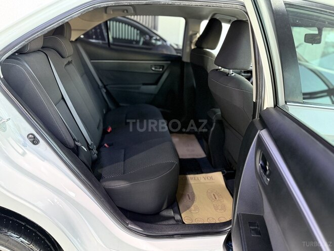 Toyota Corolla 2013, 189,000 km - 1.6 l - Bakı
