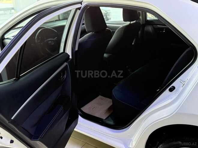 Toyota Corolla 2013, 189,000 km - 1.6 l - Bakı