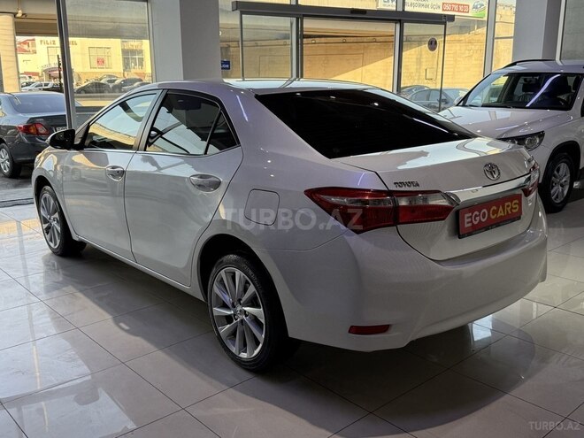 Toyota Corolla 2013, 189,000 km - 1.6 l - Bakı