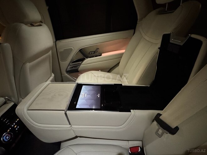Land Rover Range Rover 2023, 33,000 km - 3.0 l - Bakı