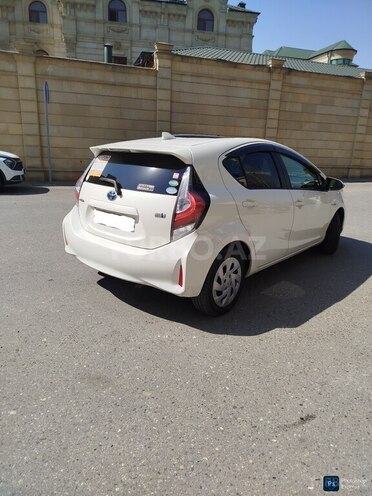 Toyota Aqua 2017, 150,000 km - 1.5 l - Bakı