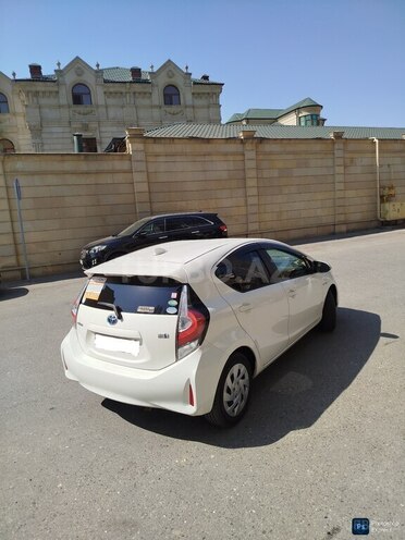 Toyota Aqua 2017, 150,000 km - 1.5 l - Bakı