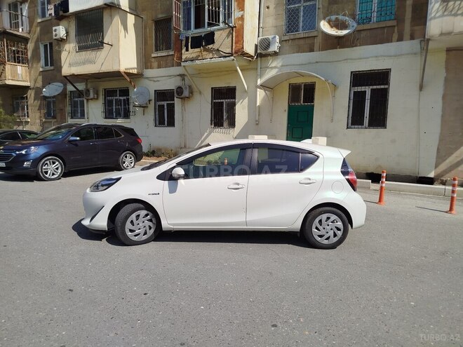 Toyota Aqua 2017, 150,000 km - 1.5 l - Bakı