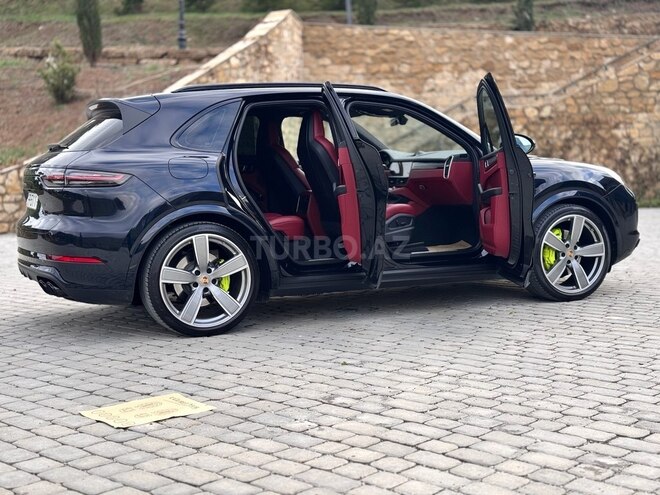Porsche Cayenne E-Hybrid 2022, 36,000 km - 3.0 l - Bakı