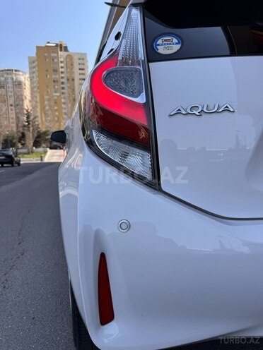 Toyota Aqua 2018, 177,000 km - 1.5 l - Bakı