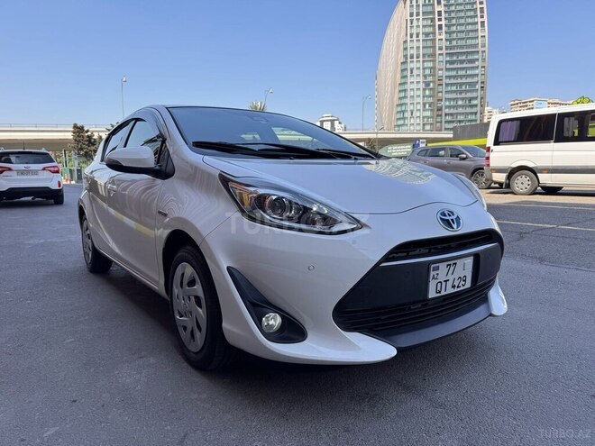 Toyota Aqua 2018, 177,000 km - 1.5 l - Bakı