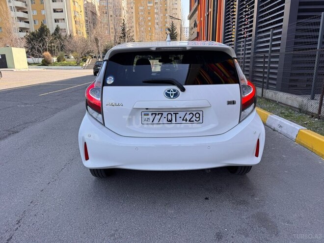 Toyota Aqua 2018, 177,000 km - 1.5 l - Bakı