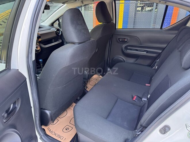 Toyota Aqua 2018, 177,000 km - 1.5 l - Bakı