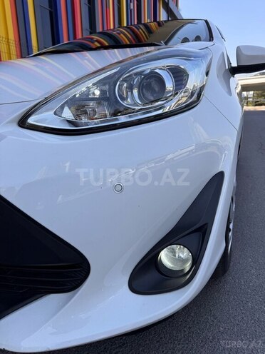 Toyota Aqua 2018, 177,000 km - 1.5 l - Bakı