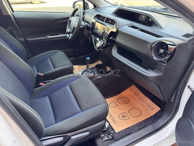 Toyota Aqua 2018, 177,000 km - 1.5 l - Bakı