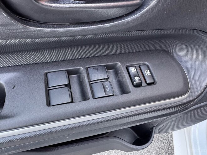 Toyota Aqua 2018, 177,000 km - 1.5 l - Bakı