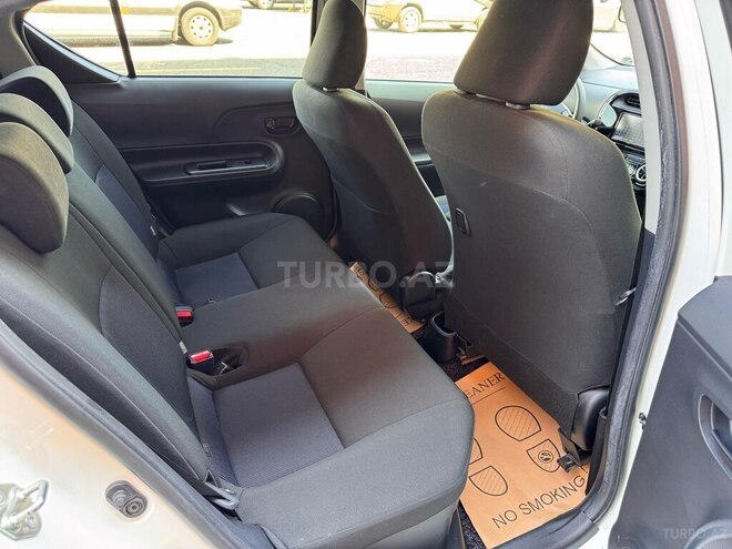 Toyota Aqua 2018, 177,000 km - 1.5 l - Bakı