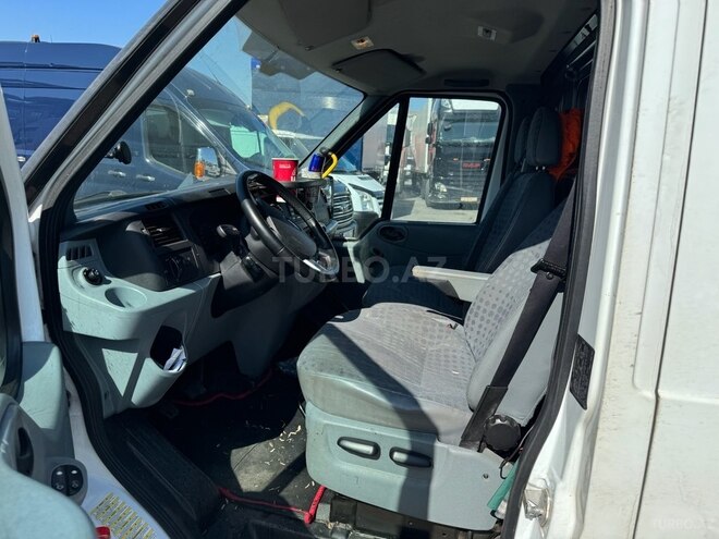 Ford Transit 2010, 235,215 km - 2.2 л - Bakı