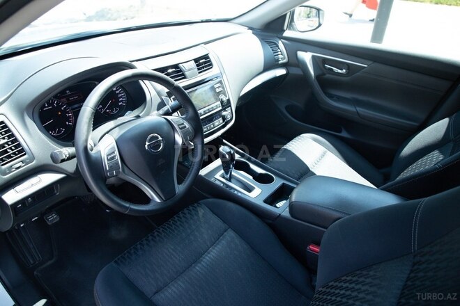 Nissan Altima 2018, 93,000 km - 2.5 l - Bakı