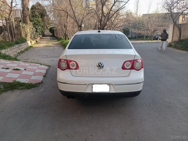 Volkswagen Passat 2010, 260,000 km - 2.0 л - Bakı