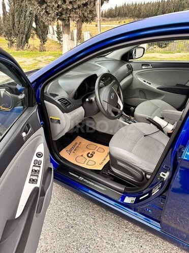 Hyundai Accent 2015, 145,000 km - 1.6 l - Bakı