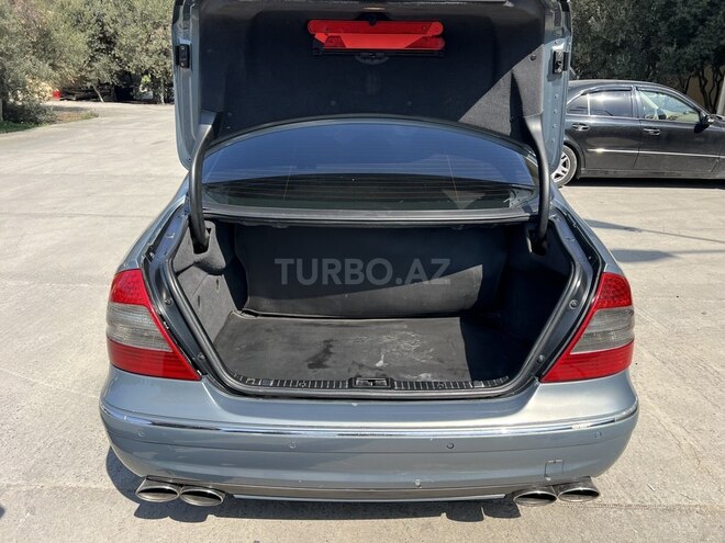 Mercedes E 240 2004, 348,000 km - 2.6 l - Bakı