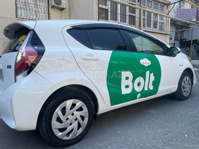 Toyota Aqua 2019, 142,000 km - 1.5 l - Bakı