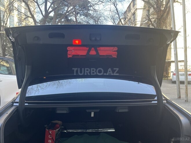 Mercedes E 200 2012, 270,000 km - 1.8 l - Bakı