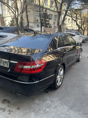 Mercedes E 200 2012, 270,000 km - 1.8 l - Bakı