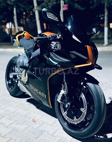 Ducati Panigale V4-1