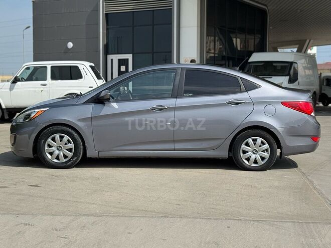 Hyundai Accent 2015, 107,000 km - 1.6 л - Bakı