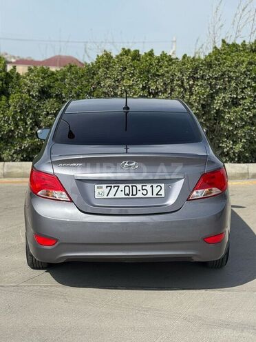 Hyundai Accent 2015, 107,000 km - 1.6 л - Bakı