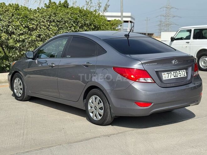 Hyundai Accent 2015, 107,000 km - 1.6 л - Bakı