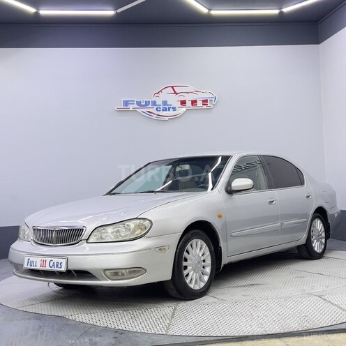 Nissan Maxima-4