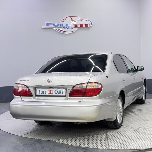 Nissan Maxima-5